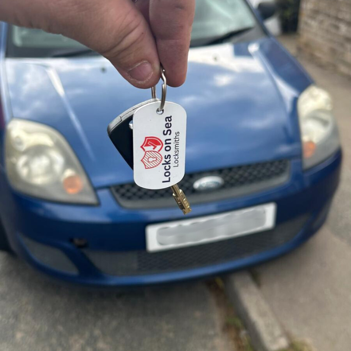 emergency car key replacement, trusted automotive locksmith professionals
