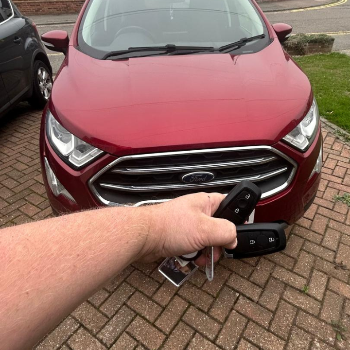 automotive locksmith, mobile locksmith services, key fob replacement