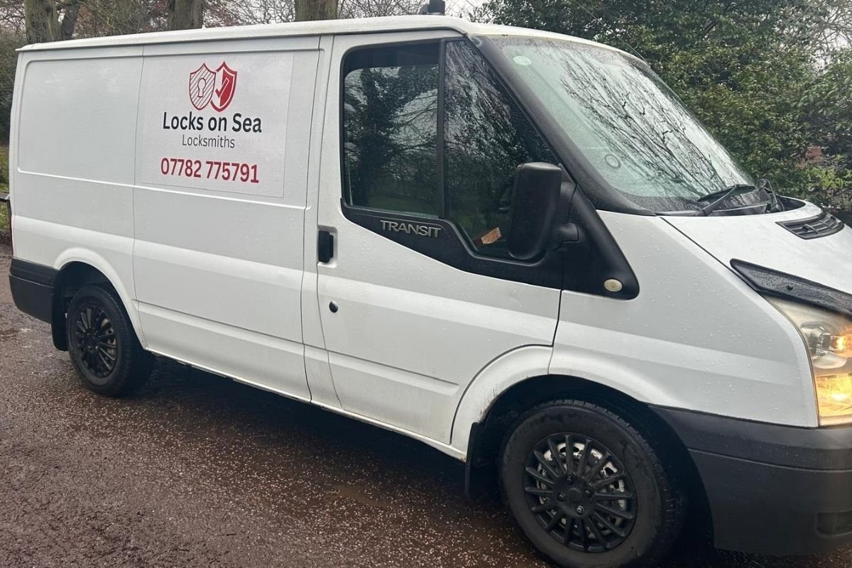locksmith in wickford, wickford locksmith, professional locksmith, trusted locksmith, qualified locksmith, mobile locksmith,