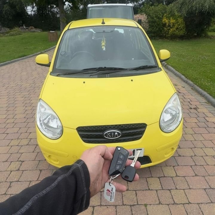 Locks on Sea auto locksmith service for vehicle keys in Essex